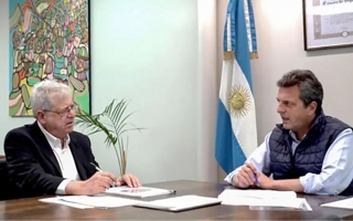 El viceministro de Massa y sorprendió al elegir entre Milei y Kicillof