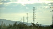 Beneficiarios de la Tarifa Social podrán pagar su deuda de energía en tres cuotas sin interés 