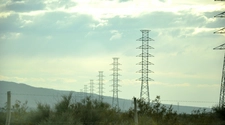 Beneficiarios de la Tarifa Social podrán pagar su deuda de energía en tres cuotas sin interés 