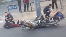 Fuerte choque entre dos motos