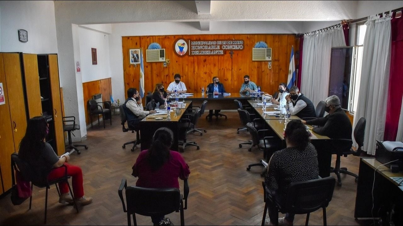 25 de Mayo: el Concejo Deliberante aprobó la compra de los caños para llevar agua potable a la Villa Cariño
