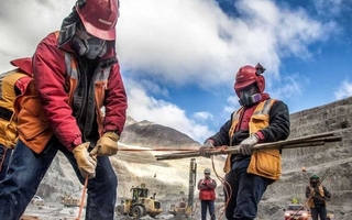 Desocupados mineros crean asociación para dialogar con las empresas