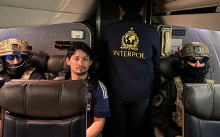 Con chaleco antibalas y custodiado por Interpol: llegó Ozorio al país