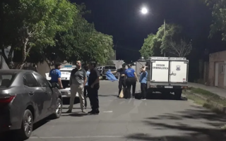 Una mujer de 22 años murió tras una balacera en Capital: hay un detenido