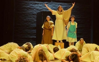 El Teatro Sarmiento presenta “Moisés – El Musical”, una obra con fines solidarios