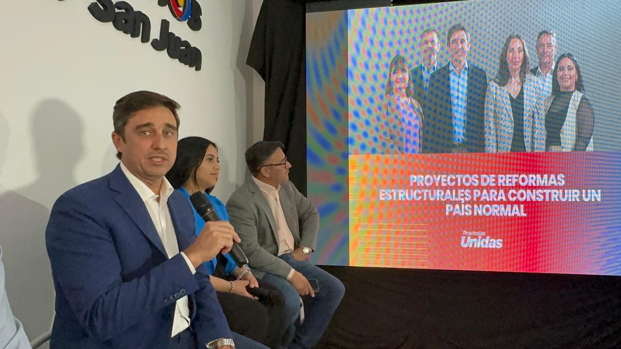 Baistrocchi presentó los cinco proyectos clave de Provincias Unidas para el Congreso