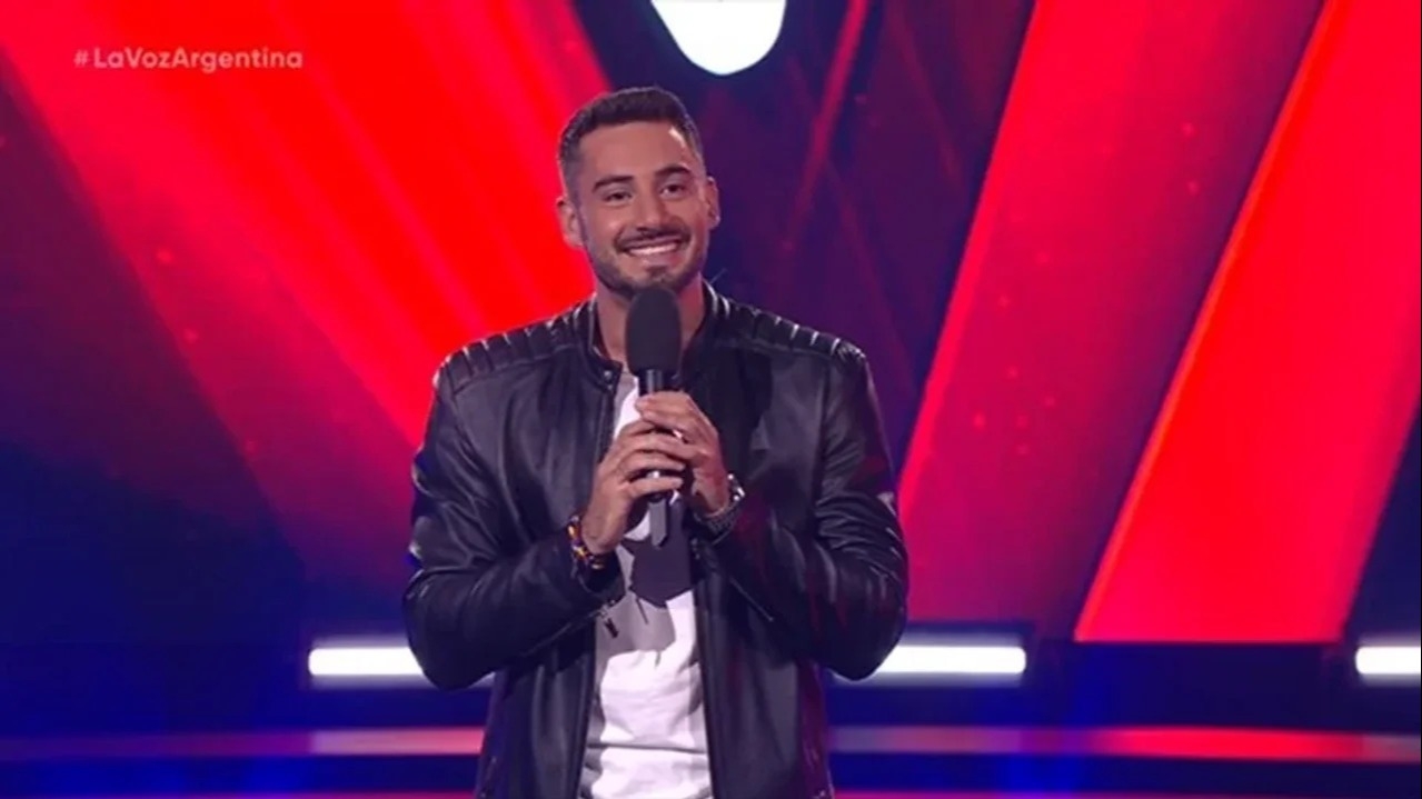 	 Nico Occhiato sorprendió al jurado de La Voz Argentina tocando la batería: "Es Ca7riel de Divididos"