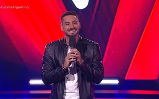 Nico Occhiato sorprendió a Luck Ra y mostró su talento oculto en La Voz Argentina