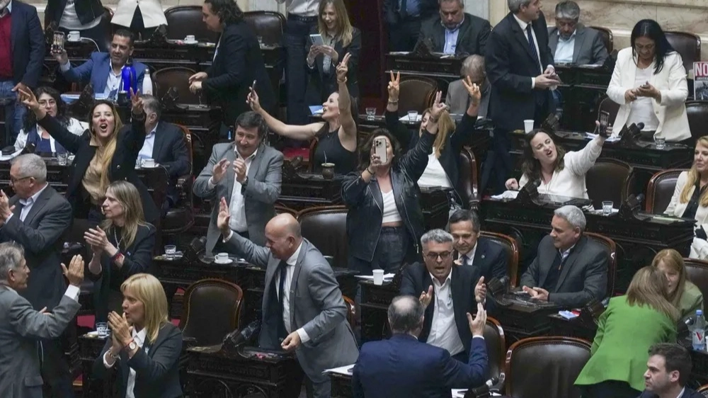 Diputados aprobó la ley que limita los DNU, pero hubo cambios y ahora deberá volver al Senado
