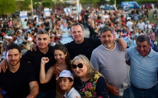 Gramajo reunió a más de 5000 personas en celebración por el Día de la Madre