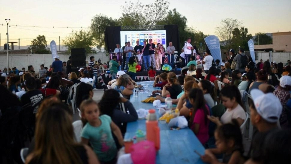 Fabián Gramajo celebró el Día de la Madre con más de 5000 vecinos en Chimbas