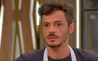 Tomás Fonzi se quedó sin su programa de streaming y estalló el escándalo