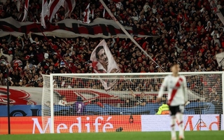 "Jugadores...": la canción que resonó en el Monumental tras la derrota de River