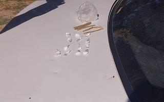 Detuvieron a un hombre que intentaba ingresar drogas a una cancha de Albardón