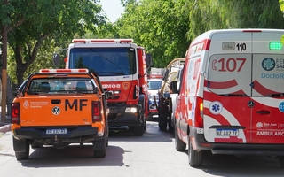 Una mujer sufrió un incendio en su casa y se encuentra grave