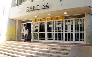 Paro docente: adhesión masiva y preocupación por si aplican el descuento del día