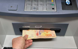 Recibió más de $7 millones por error en la cuota alimentaria y enfrenta una causa penal 