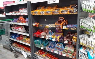 La Anmat prohibió una popular golosina y siete productos Keto por información falsa