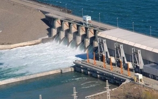 Privatizan cuatro represas hidroeléctricas en la Patagnia