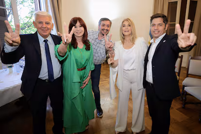 Axel Kicillof criticó a Javier Milei tras el encuentro con Donald Trump
