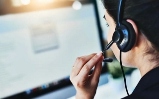 Call center busca sumar agentes con disponibilidad horaria