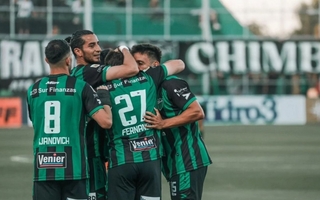 San Martín venció a Independiente y sueña con seguir en primera