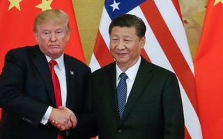 Trump busca sellar un acuerdo con China y anuncia viaje en 2026