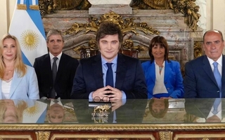 Milei prepara cambios en el Gabinete y analiza sumar al PRO