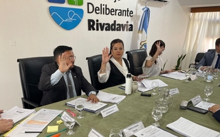 El oficialismo de Rivadavia responderá sobre el agasajo a los docentes tras las elecciones