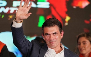 Bolivia enfrenta escasez de combustible y buscará apoyo de Argentina