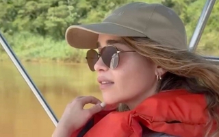 Emilia Clarke, la actriz de Game of Thrones, recorre Argentina y encanta en redes sociales