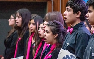 El Coro Preuniversitario de la UNSJ presenta "Armonías en Vuelo" en el Auditorio Juan Victoria