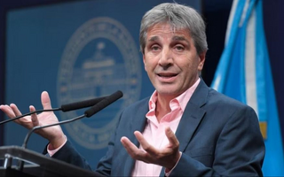Caputo sobre el dólar a $1.500: “Estoy más que cómodo” 