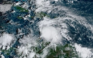 Alerta por huracán: Melissa se intensifica rumbo al Caribe con riesgo de lluvias catastróficas