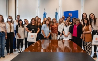 San Juan comenzó la entrega de 1.355 tablets a escuelas primarias 