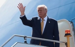 Luego de los elogios a Javier Milei, Donald Trump llegó a Japón para reunirse con Sanae Takaichi