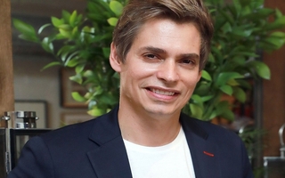 Carlos Baute sobre sus hijos: “No se les desarrolla la corteza prefontral”