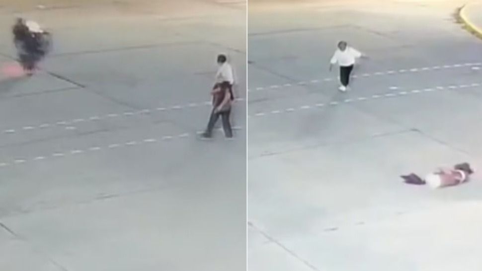 Un joven realiza una maniobra peligrosa en moto y atropelló a una mujer ...