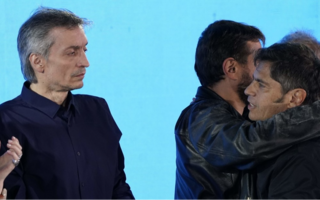 Tras la crítica de Cristina, Kicillof reunió a intendentes y recibió respaldo total