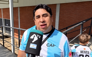 Desde Paraguay, el orgullo del papá de Alejo Espinoza: "Es un sueño para él"