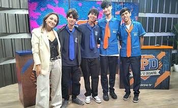 UPD: un curso logró puntaje perfecto y avanzó a octavos de final