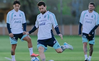Messi tuvo su último entrenamiento antes de despedirse de la Selección