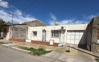 Un joven fue encontrado muerto en la calle en Concepción e investigan qué pasó