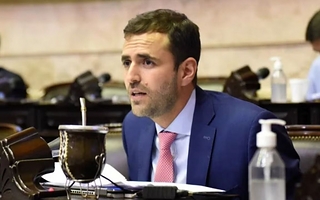 Piden indagar a un exdiputado por usar asesores para difundir fake news