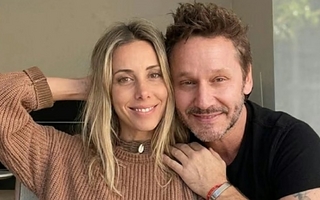 La novia de Benjamín Vicuña confirmó el escándalo en un avión y contó todo