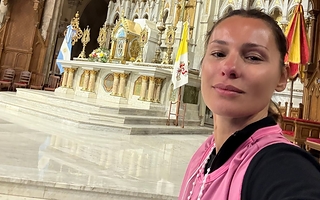 Pampita contó la verdad tras ser acusada de hacer trampa en la peregrinación