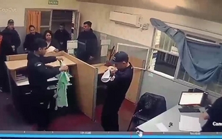 Efectivos policiales salvan a una beba de dos semanas&nbsp;