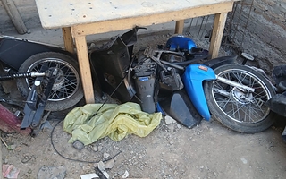 Encontraron desarmada una moto que habían robado horas antes