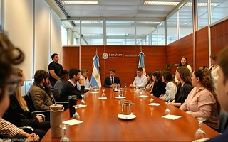 Estudiantes se suman al Ministerio de Minería para formarse
