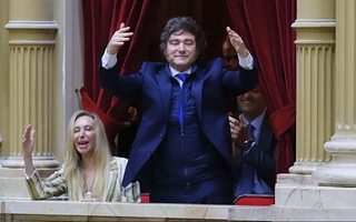 Milei apuntó contra la oposición antes de una nueva sesión clave en el Congreso
